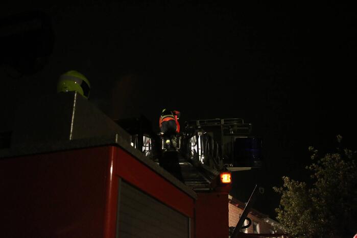 Schoorsteenbrand snel onder controle