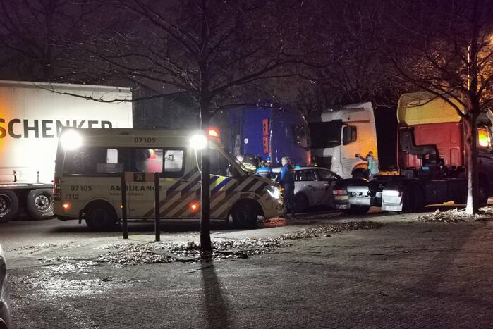 Handhaving treft gewonde man aan op straat