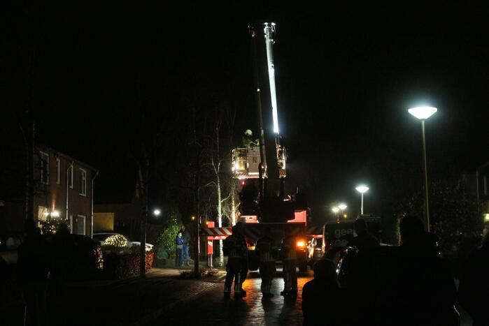 Brand in schoorsteen van woning