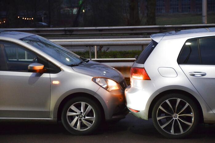 Gewonde bij kop-startbotsing Van Harixmabrug