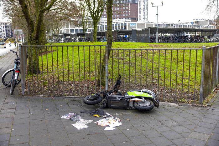 Go Sharing-deelscooter opnieuw in brand gestoken