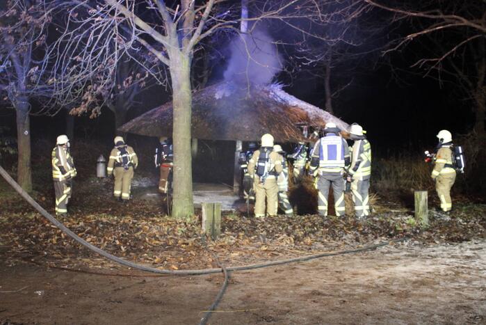 Grote brandweerinzet door brand in schuur