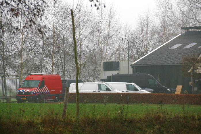 Twee personen aangehouden bij inval in drugslab