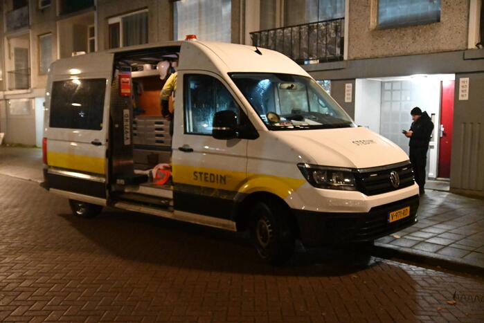 Koperdieven veroorzaken wateroverlast in leegstaand portiek