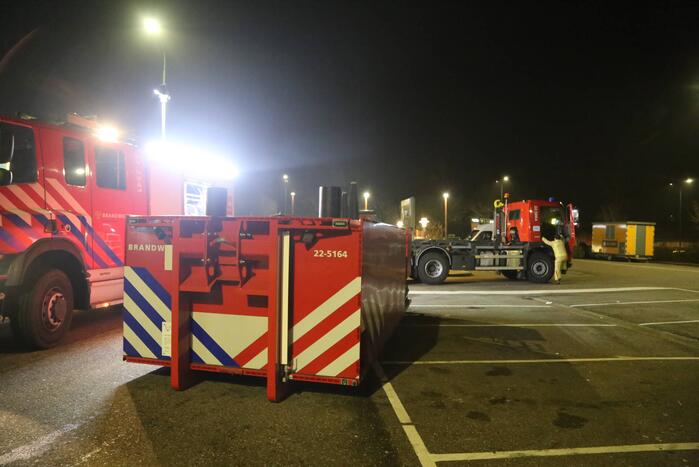 Afvalpers vliegt in in brand in restaurant