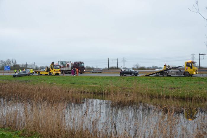 Flinke schade bij aanrijding tussen auto's