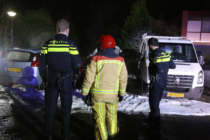 Twee auto's verwoest door brand