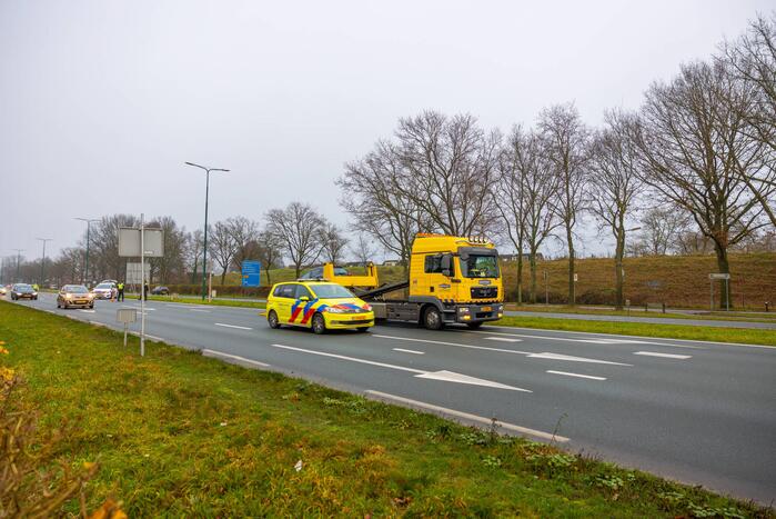 Drie personenwagens betrokken bij kop-staart botsing
