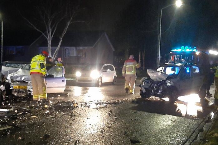 Flinke ravage na frontale aanrijding