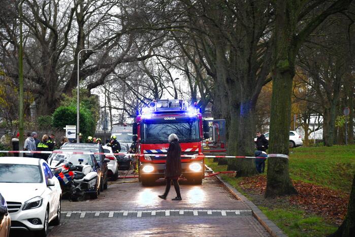 Persoon gewond na brand in woning