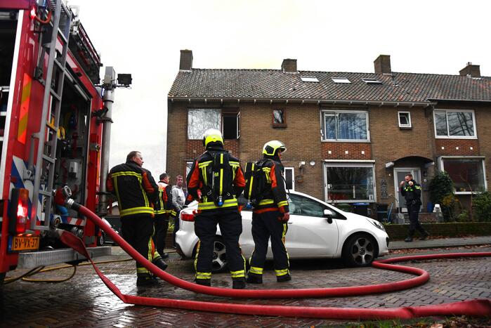 Persoon gewond na brand in woning