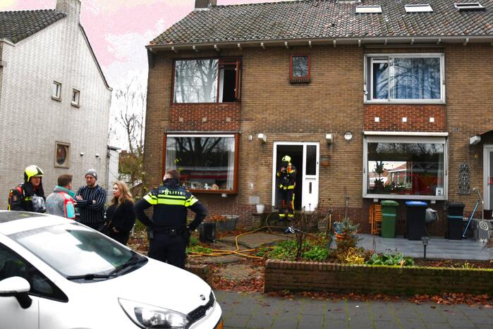 Persoon gewond na brand in woning