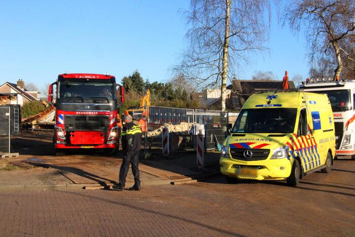 Persoon raakt bekneld tijdens sloopwerkzaamheden