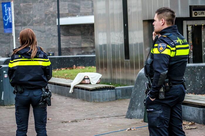Politie doet onderzoek naar verdachte koffer metrostation Dijkzigt