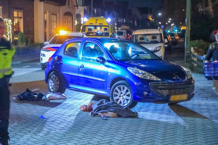 Kind geschept door personenauto