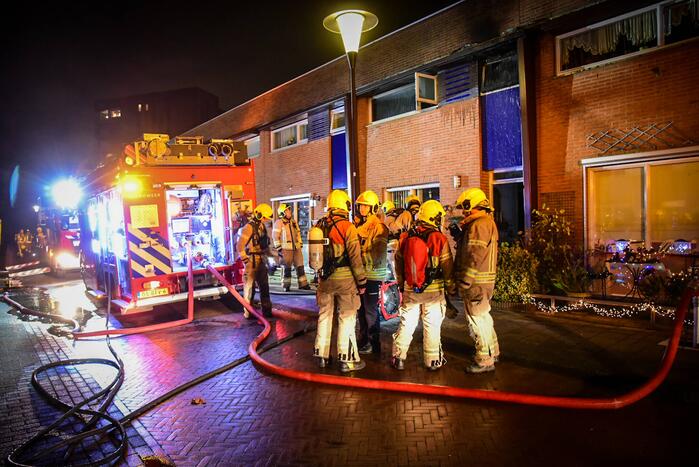 Forse rookontwikkeling bij uitslaande brand