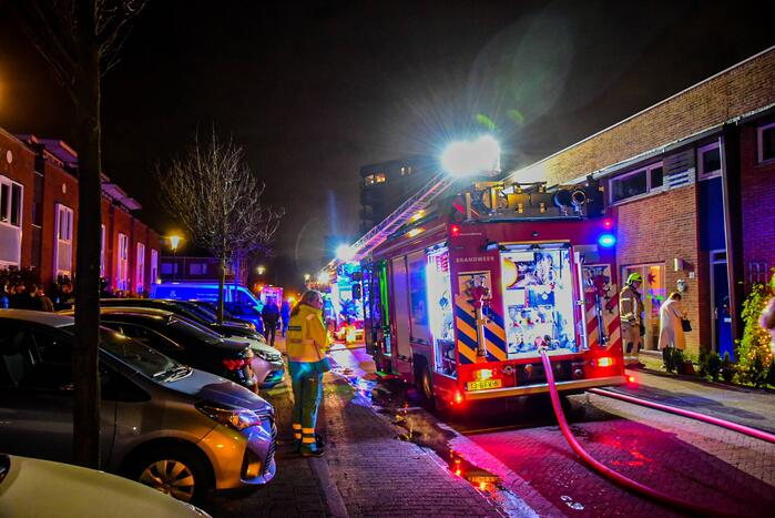 Forse rookontwikkeling bij uitslaande brand