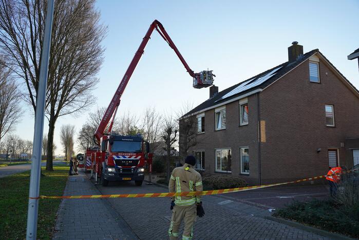 Brand in schoorsteen van woning