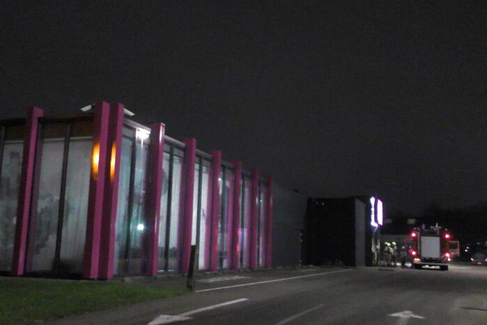 Winkelpand vol mist door inbraakalarm