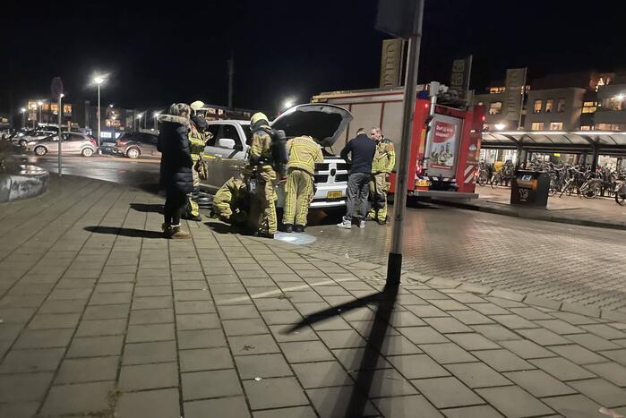 Onderzoek naar brand in motorcompartiment