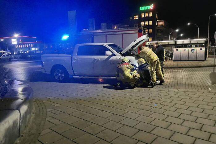 Onderzoek naar brand in motorcompartiment