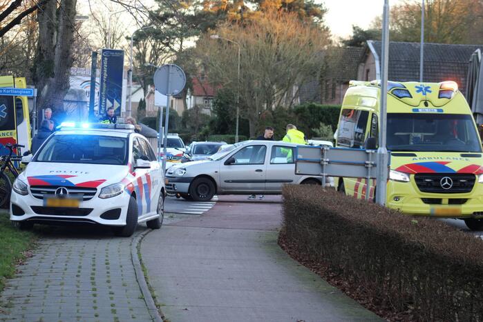 Fietser gewond door ongeval op kruising met personenauto