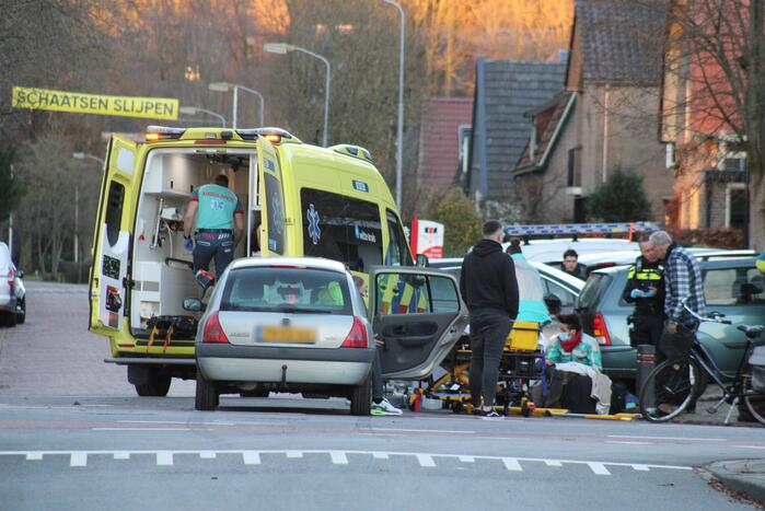 Fietser gewond door ongeval op kruising met personenauto