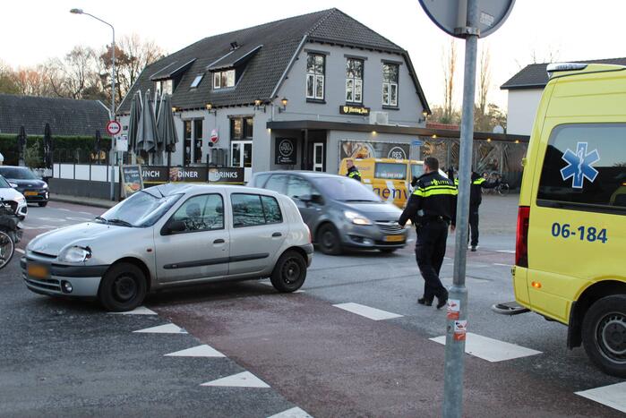 Fietser gewond door ongeval op kruising met personenauto