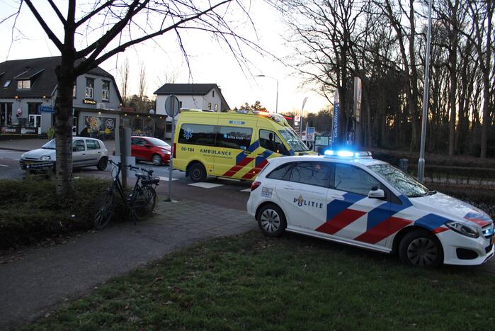 Fietser gewond door ongeval op kruising met personenauto