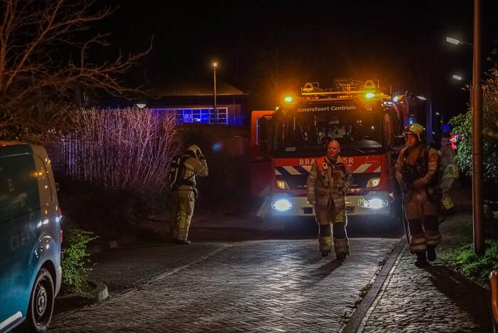 Voorkant van bestelbus volledig uitgebrand