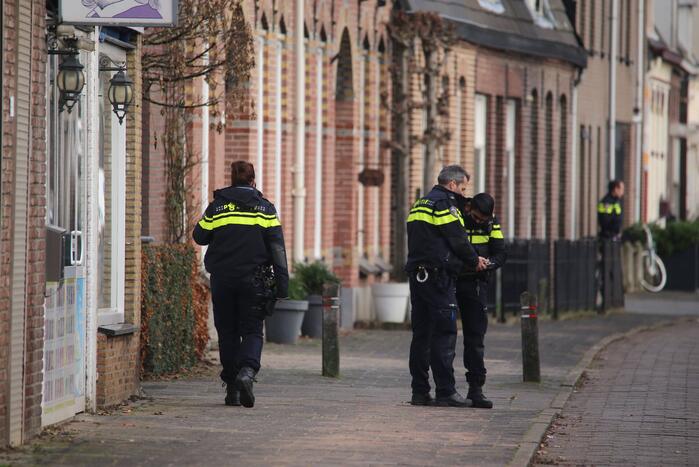 Mogelijk explosief voorwerp aangetroffen in café