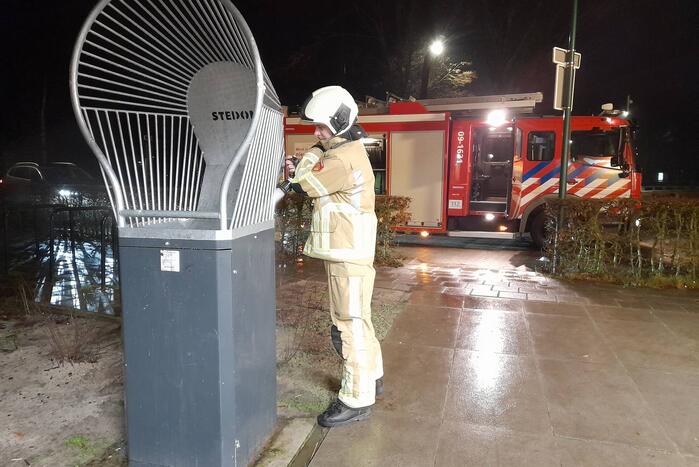 Brandweer treft vandalisme aan tijdens het zoeken naar containerbrand