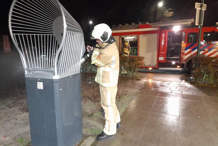 Brandweer treft vandalisme aan tijdens het zoeken naar containerbrand