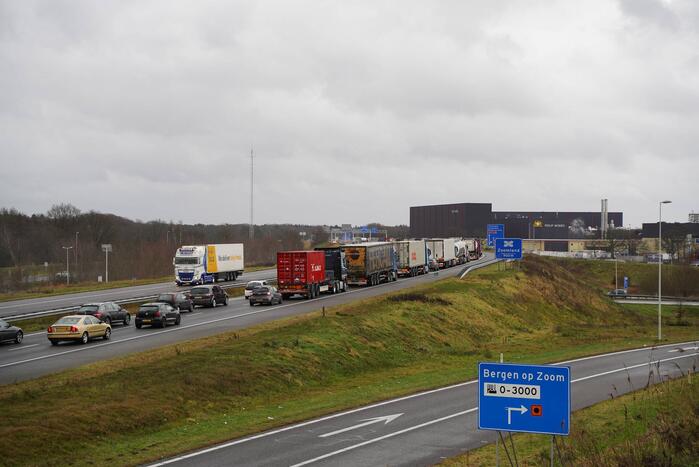 Afrit Hoogerheide afgesloten na verkeersongeval
