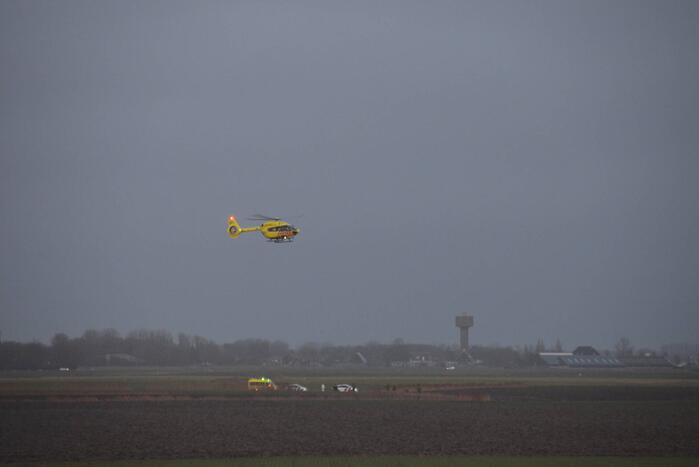 Ambulancehelikopter Medic01 landt in weiland