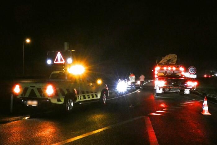 Bestuurster rijdt schade na pech