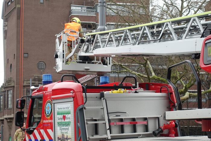 Lichtmastreclame waait los