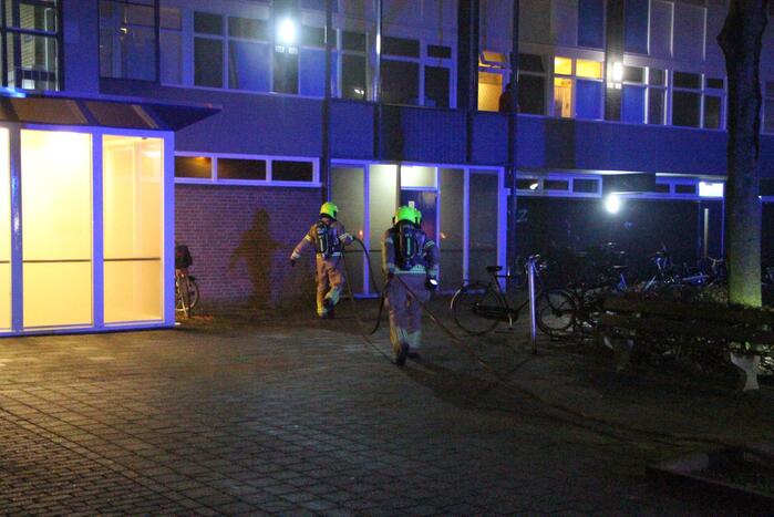 Flat ontruimd door brand in kelder