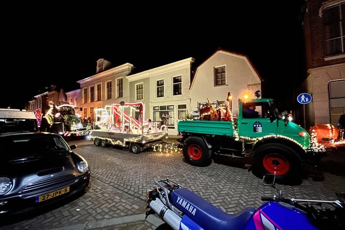 Lichtjesroute met 50 tractoren door Schouwen-Duiveland
