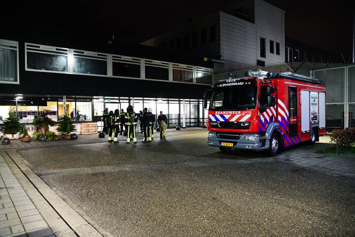 Brand in cel tbs-kliniek