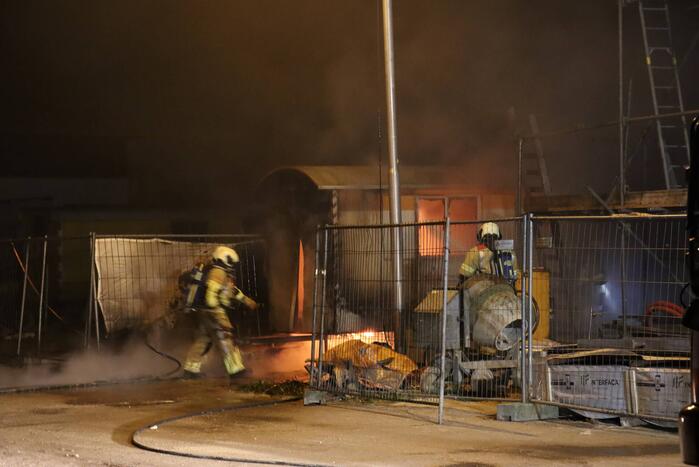 Bouwkeet verwoest door brand