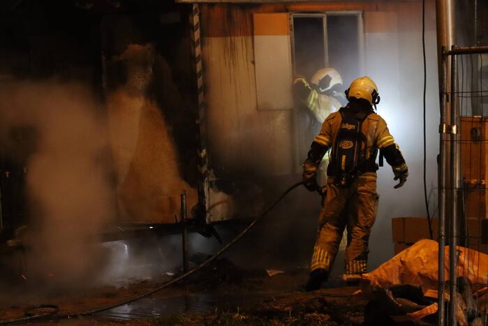 Bouwkeet verwoest door brand