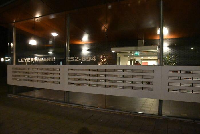 20 woningen zonder water na gesprongen leiding