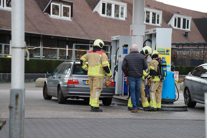 Auto lekt brandstof na tankbeurt