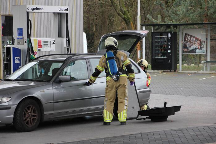 Auto lekt brandstof na tankbeurt