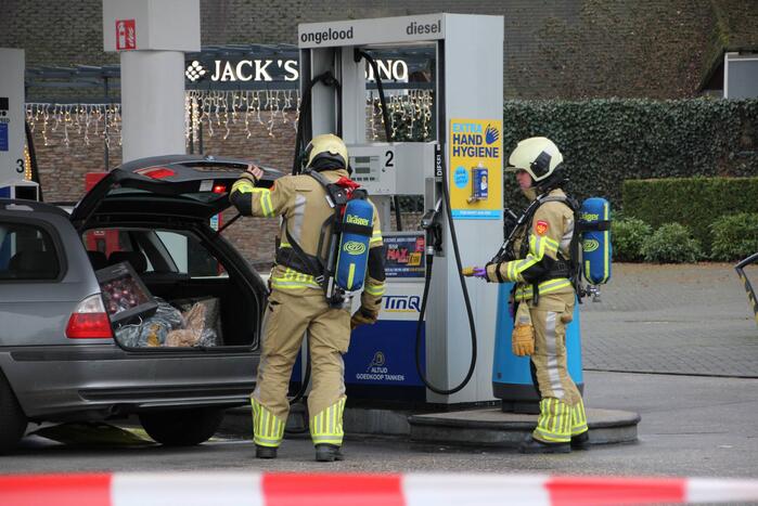 Auto lekt brandstof na tankbeurt