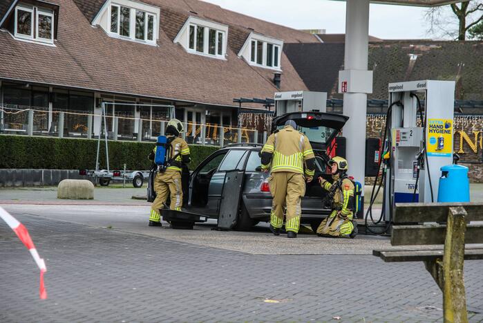Auto lekt brandstof na tankbeurt