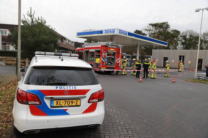 Auto lekt brandstof na tankbeurt