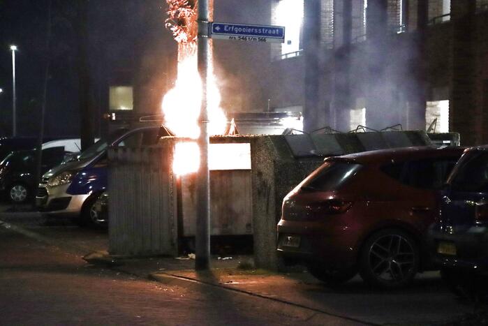 Containers verwoest door brand