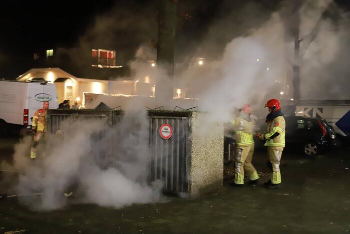 Containers verwoest door brand